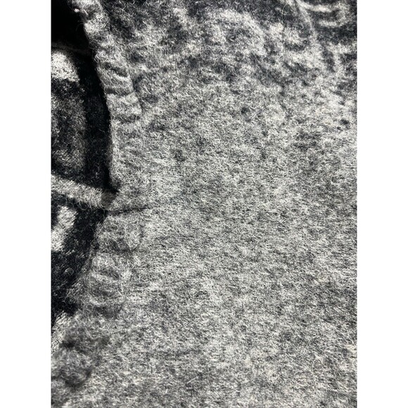 NWT Charlie B geometric jacquard Shawl poncho Charcoal Sz O/S - Picture 14 of 15